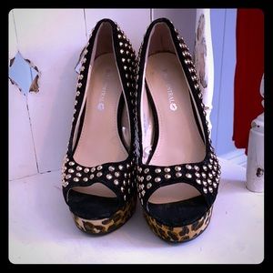 Cheetah studded heels ‼️ ℕ𝕎𝕋 🐆